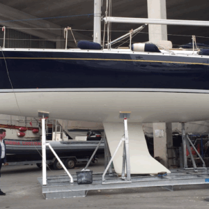 Le selle motorizzate che fanno “navigare”  a meraviglia il lavoro nei cantieri navali