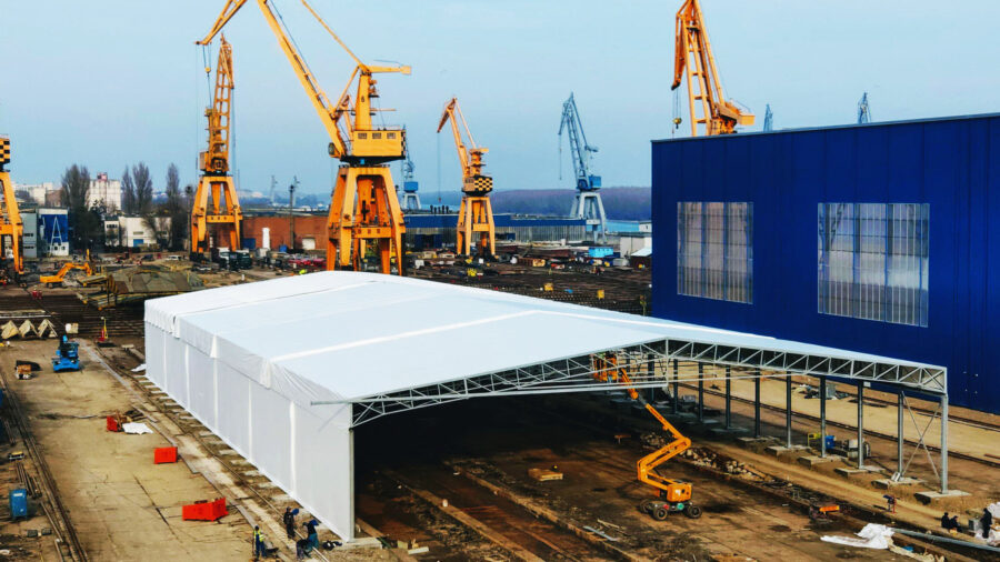 Le barche migliori si "vedono" nelle condizioni  più difficili. Anche le cabine per il rimessaggio