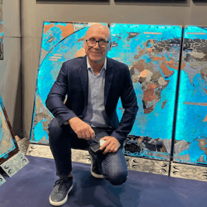 Tavole cartografiche, quelle in metalli preziosi  di Itas indicano nuove rotte nel mondo dell’arte