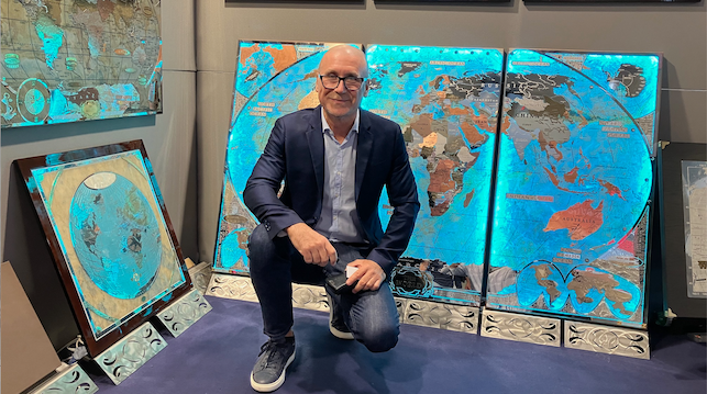 Tavole cartografiche, quelle in metalli preziosi  di Itas indicano nuove rotte nel mondo dell’arte