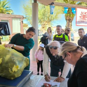 Gara di pesca alla plastica, l’evento che mette  d’accordo pescatori, animalisti e ambientalisti